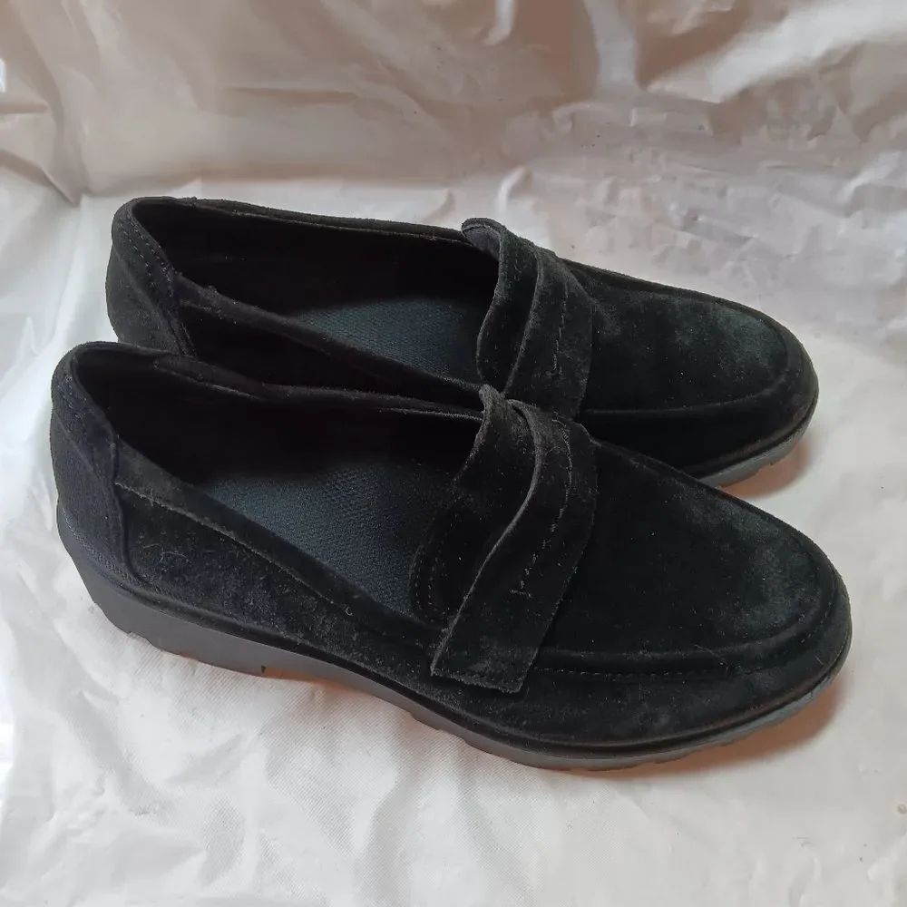 Clarks Velvet Shoes Women's Loafers Size 9.5